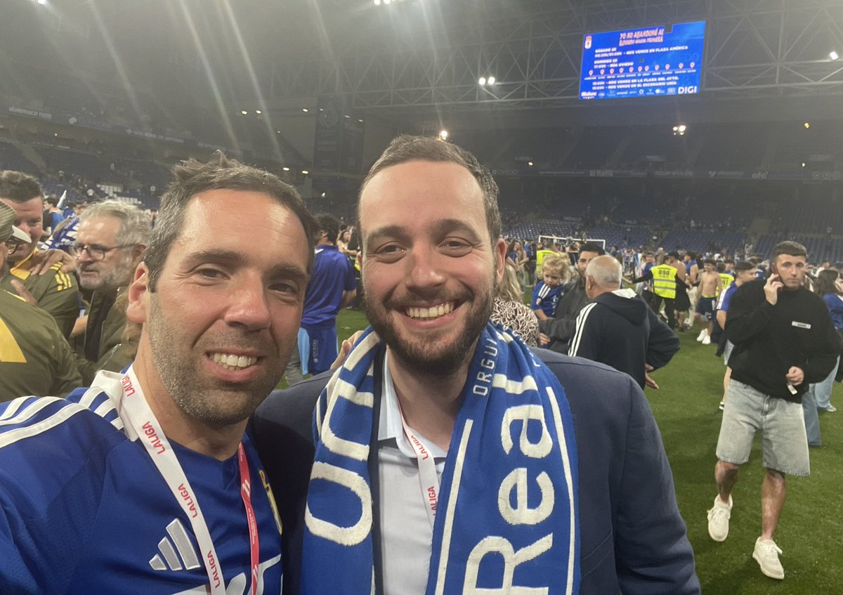 AlexDA10's tweet image. Tu historia tiene tela…me alegro mucho de que hayas podido vivir esto @PlopezOVD , tu pasión ha tenido recompensa 💪🏼🔵⚪️