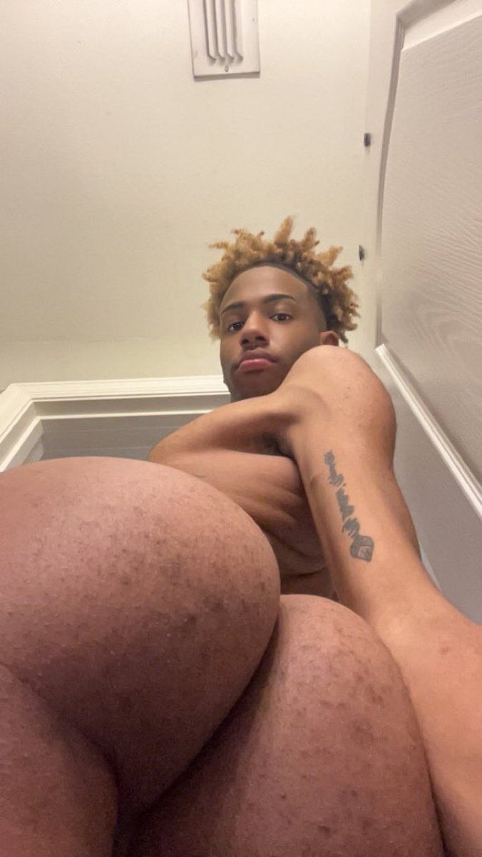 theFLFreakalik's tweet photo. would you smash ? 👀😈 https://t.co/MbT9JxGHVS