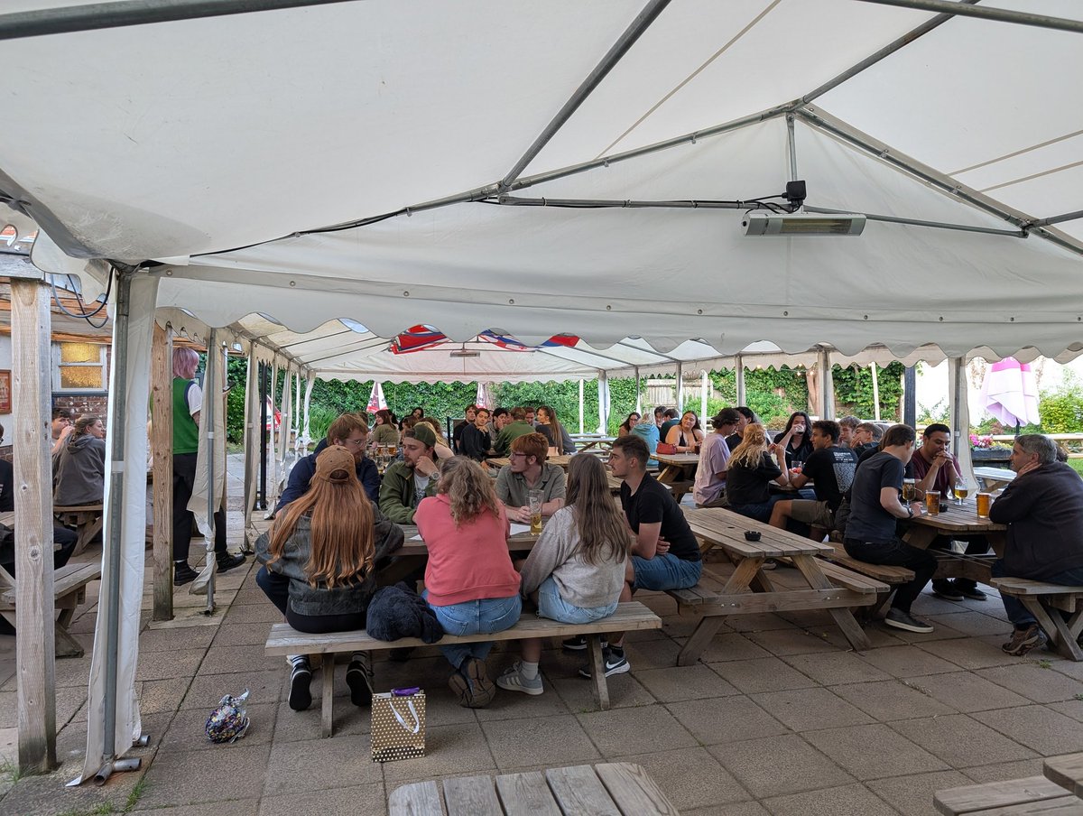 TheGardenHouse5's tweet image. HAPPY QUIZ NIGHT!!!! ☀️☀️

GOOD LUCK TO ALL OF YOU QUIZZING TODAY!!🧠🧠🤯

£300 JACKPOT UP FOR GRABS 💰💰

#gardenhousequiz #norwichstudentpub #quiznights #nr2rugbypub #nr2studentspub #inittowinit