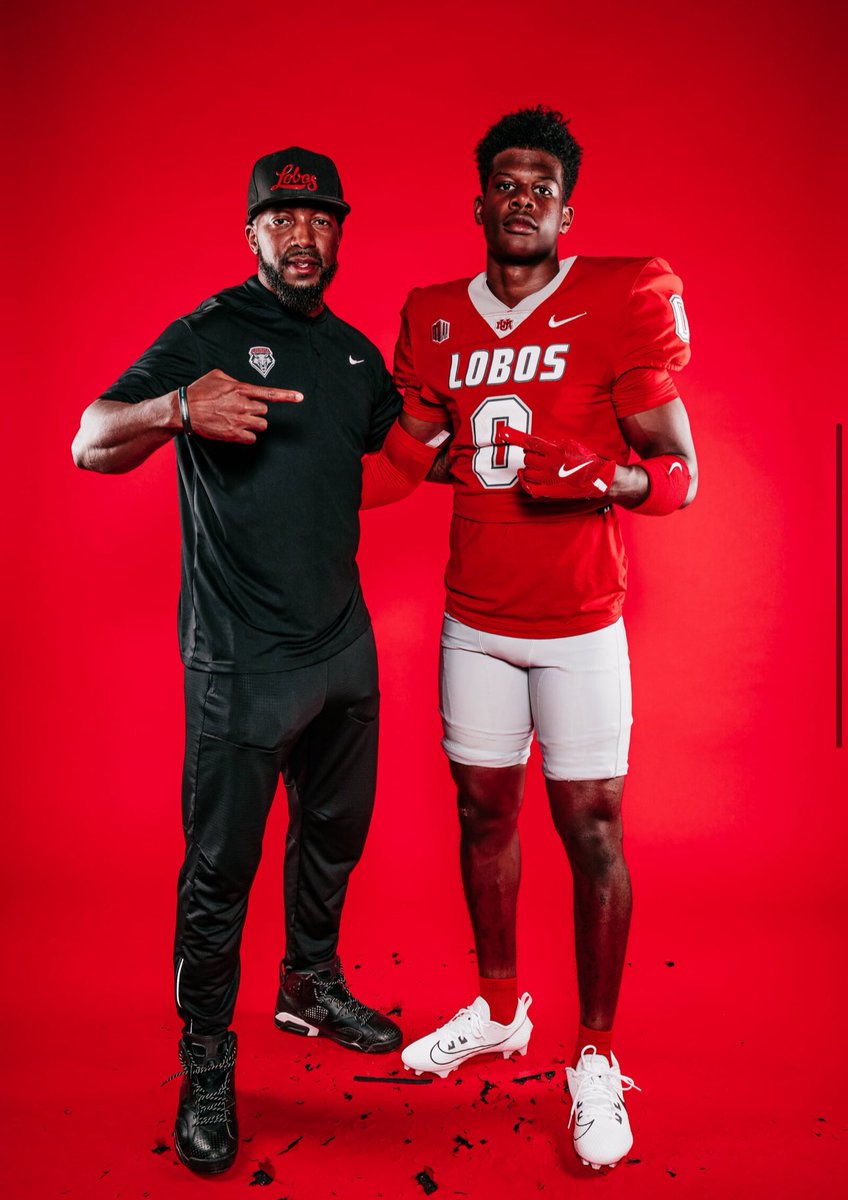 Azari Warren (@akw26__) on Twitter photo Blessed for last weekend’s (5/20-22) official visit to the University of New Mexico
#GoLobos
Thank you to <a href="/Coach_Eck/">Jason Eck</a> <a href="/franks_coach/">Stanley Franks Jr</a> <a href="/UNMLoboFB/">New Mexico Football</a> and the rest of the Coaching Staff for the hospitality!
<a href="/BrandonHuffman/">Brandon Huffman</a> <a href="/On3sports/">On3</a> @On3Recruits <a href="/IAmTDowns/">DBSelect_TDowns</a> <a href="/BlairAngulo/">Blair Angulo</a> <a href="/adamgorney/">Adam Gorney</a> Blessed for last weekend’s (5/20-22) official visit to the University of New Mexico
#GoLobos
Thank you to <a href="/Coach_Eck/">Jason Eck</a> <a href="/franks_coach/">Stanley Franks Jr</a> <a href="/UNMLoboFB/">New Mexico Football</a> and the rest of the Coaching Staff for the hospitality!
<a href="/BrandonHuffman/">Brandon Huffman</a> <a href="/On3sports/">On3</a> @On3Recruits <a href="/IAmTDowns/">DBSelect_TDowns</a> <a href="/BlairAngulo/">Blair Angulo</a> <a href="/adamgorney/">Adam Gorney</a>