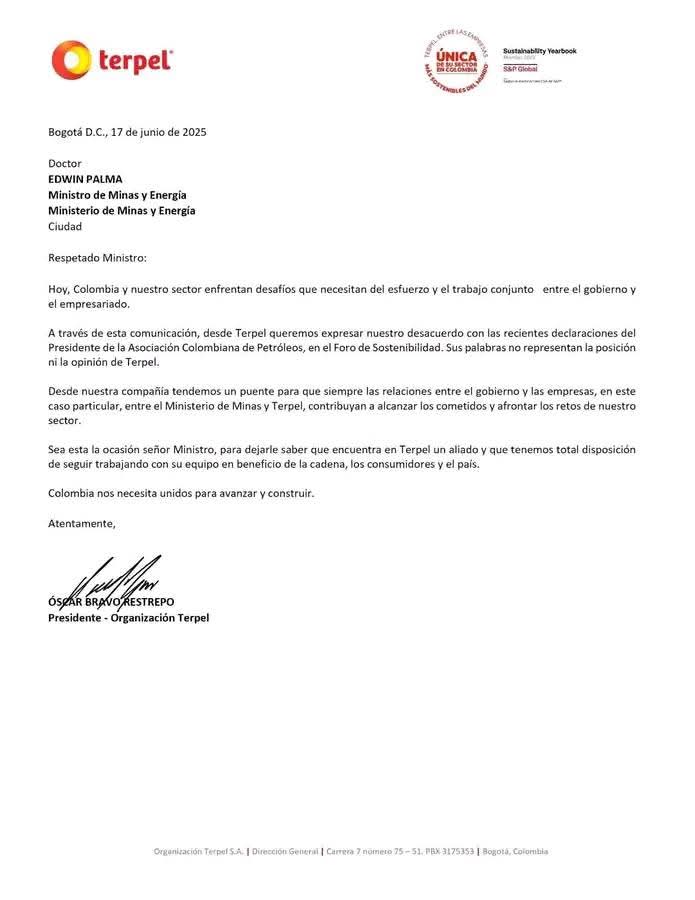 GRUPO AQUELARRE🗡️ (@aquelarre118) on Twitter photo De aquí en adelante, tanquearemos nuestros vehículos únicamente en #Terpel.
Gloria a nuestro Presidente <a href="/petrogustavo/">Gustavo Petro</a> ✊🏽🇨🇴 De aquí en adelante, tanquearemos nuestros vehículos únicamente en #Terpel.
Gloria a nuestro Presidente <a href="/petrogustavo/">Gustavo Petro</a> ✊🏽🇨🇴