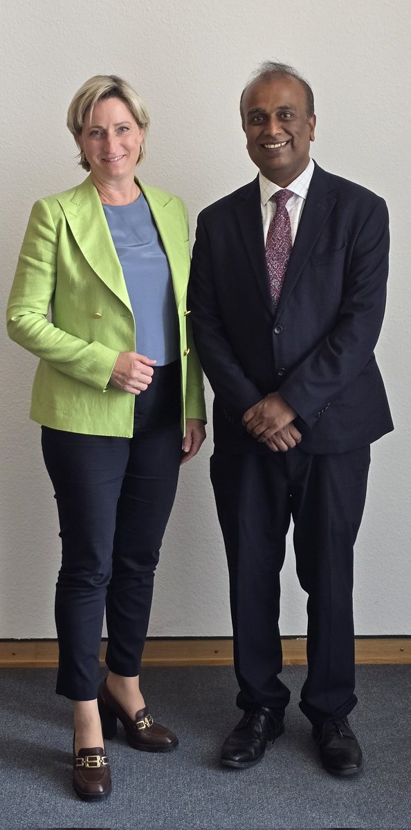 Consul General <a href="/ShatruSinha/">Shatru Sinha</a> met Hon'ble Minister of Economy, Labour and Tourism of Baden-Württemberg, Dr. Nicole Hoffmeister-Kraut in Stuttgart today. Discussions focused on emerging areas of cooperation in Artificial Intelligence and Quantum Computing. With its world-leading