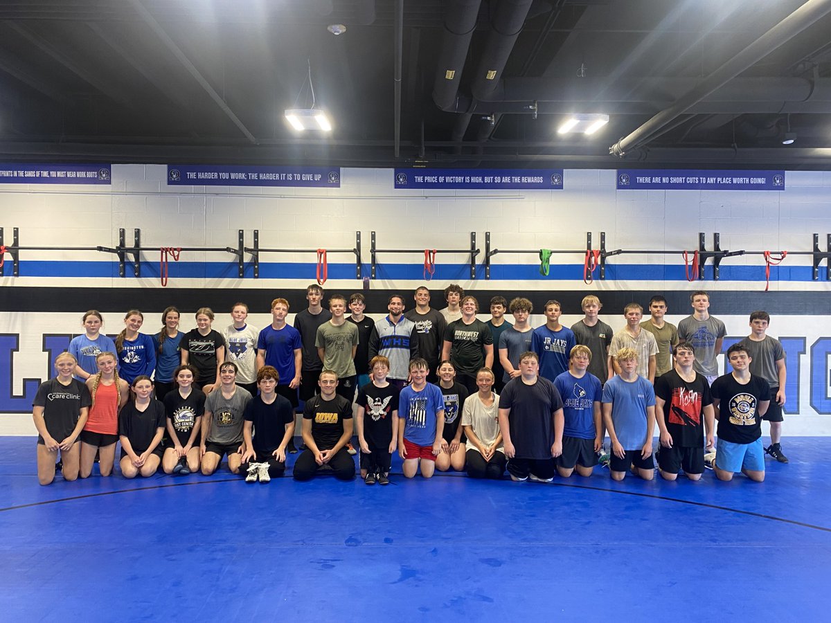 WASHMOWRESTLING's tweet image. Huge shout out to our day 1 clinician! Tons of awesome technique for our High School and Little League kids! For anyone still wanting to join, we still have three more days of awesome clinicians to showcase their techniques!
bluejaycamps.com/wrestling.cfm