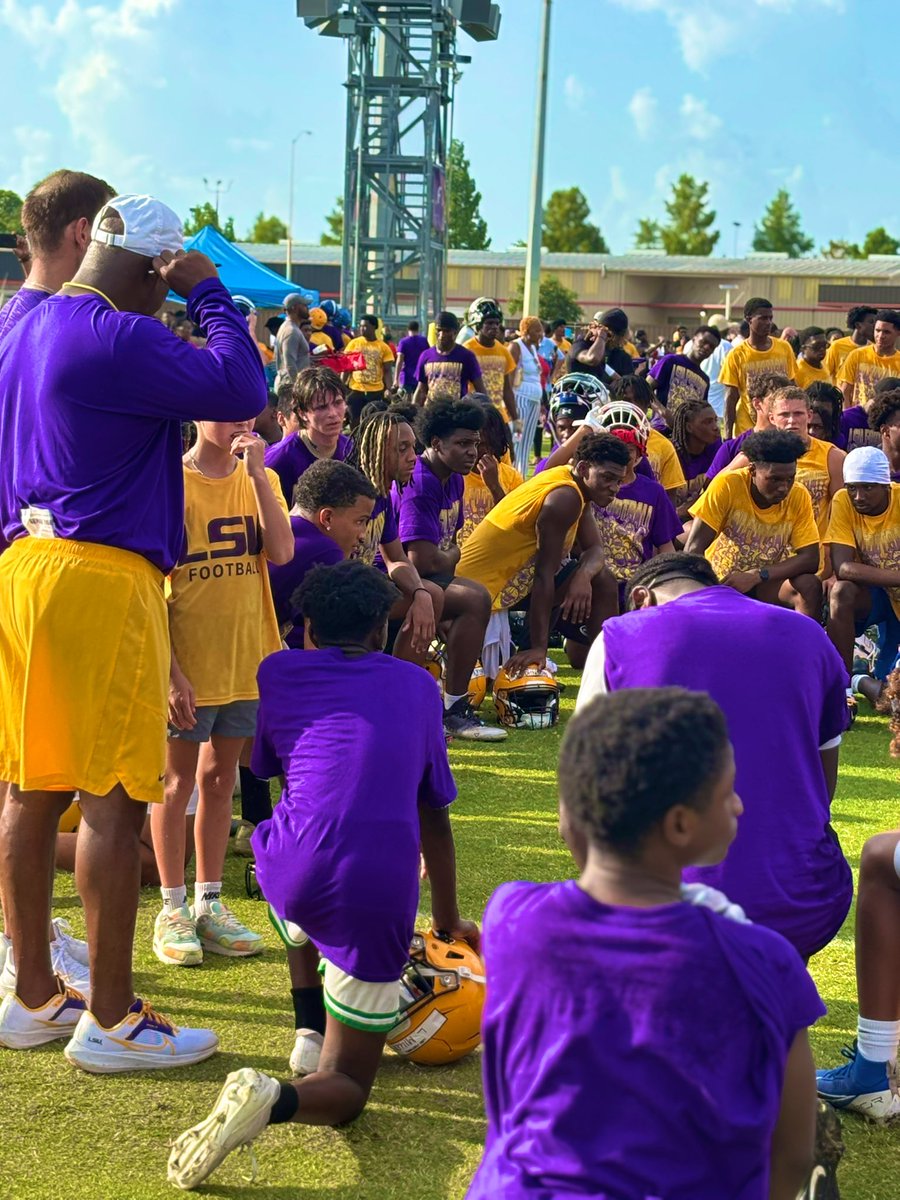 messiah__valid's tweet image. Had an amazing time at @LSUfootball camp last Friday @coachCoutten @COACHPATROB @CoachClaySims @corylaxen ‼️