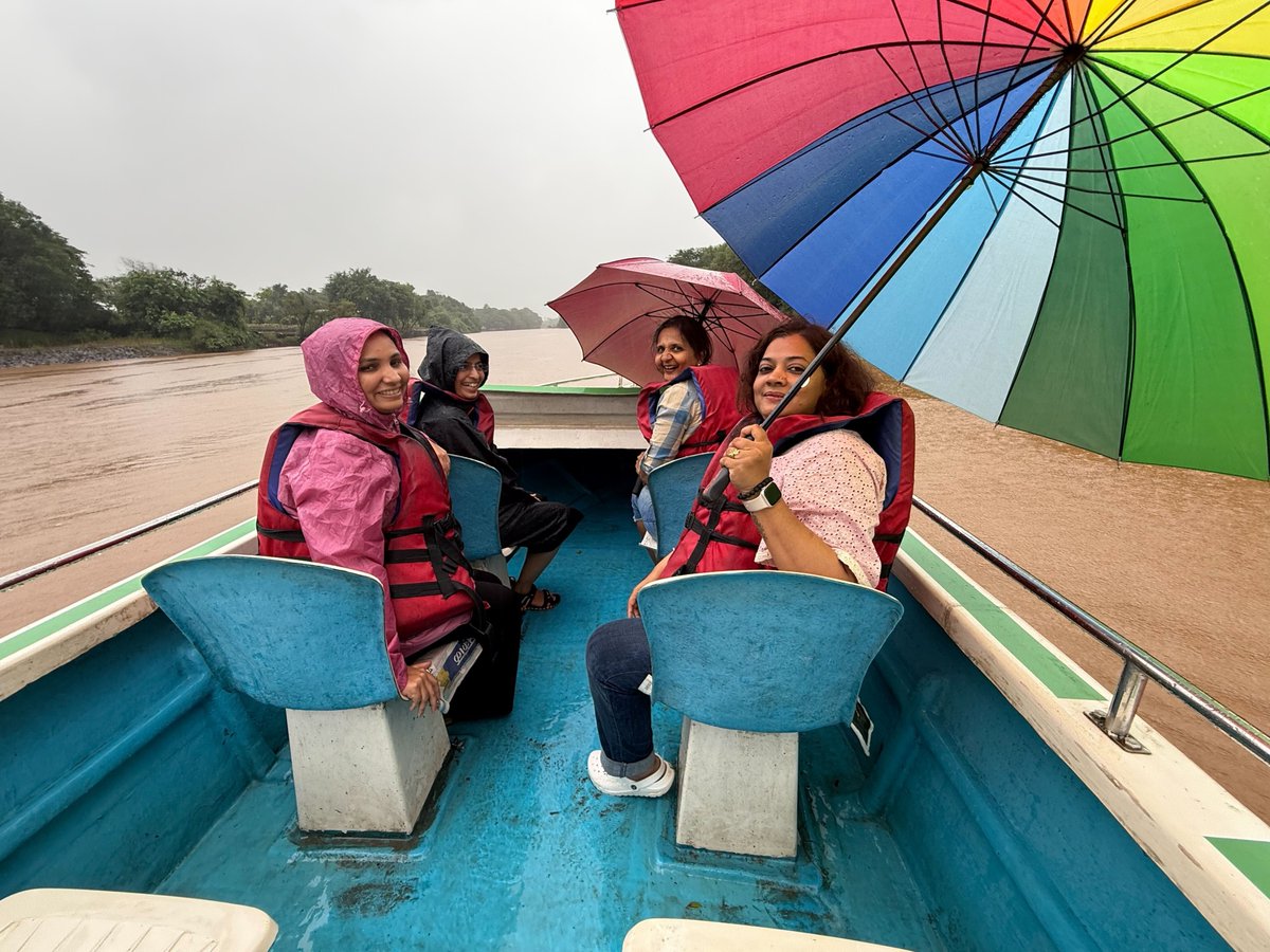 blueshiftlabs's tweet image. Last week's adventure for our crew in India was a splash, quite literally! ☔ Despite the rain, they had a fantastic time. Looking forward to more fun moments together soon!