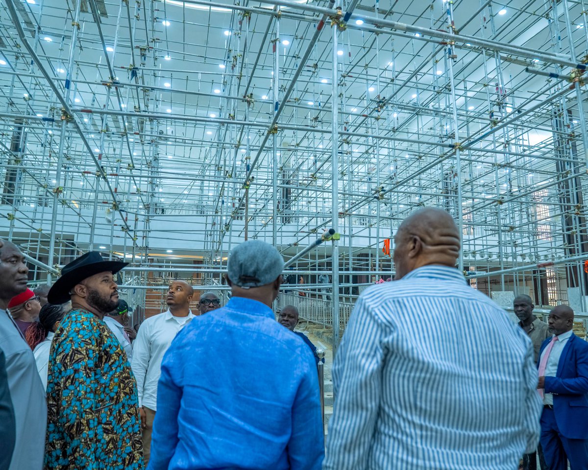 Hope_Uzodimma1's tweet image. Impressively, work is progressing at the Concord Hilton Hotel and the Emmanuel Iwuanyanwu International Conference Center (EIICC), as we eagerly await the completion of these facilities - not just for the grandeur they will contribute to the tourist appeal of our dear State, but…