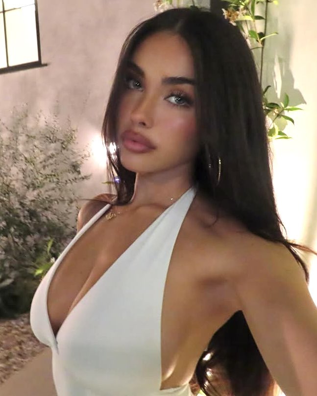 MADISON BEER… OH MY GOD.
