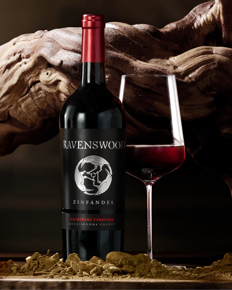 RavenswoodWine's tweet photo. The Teldeschi Vineyard is one of the first vineyards that founder Joel Peterson sourced from, situated in Sonoma County and planted to dry-farmed old vine Zinfandel. Known for its bold fruit flavors.

Find a bottle near you https://t.co/thQCsXIYiQ https://t.co/NaY6XHGvwd