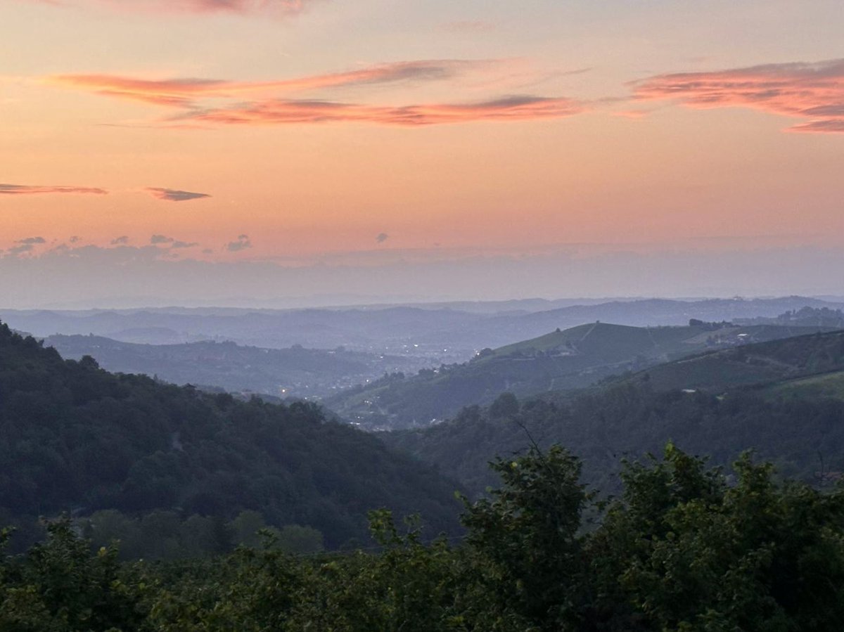 Sat still and watched the sun set over the Piemonte hills tonight.

Peace, mist, and gratitude.

I don’t let beauty stop me in my tracks like this often enough (and this photo doesn’t do the scene justice)