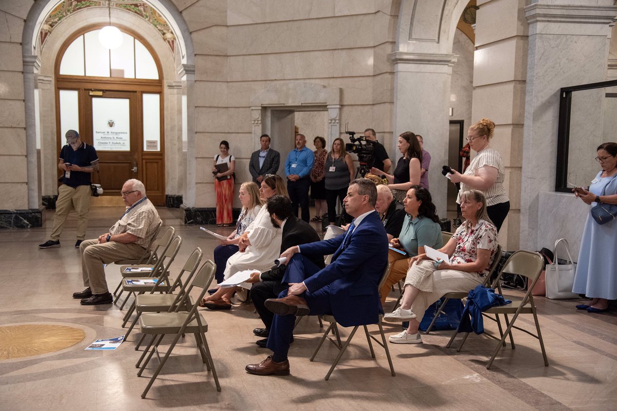LuzerneCC's tweet image. Historic Partnership Announcement! Luzerne County and LCCC have launched an innovative workforce development partnership to strengthen our region’s workforce and open new educational pathways for county employees!