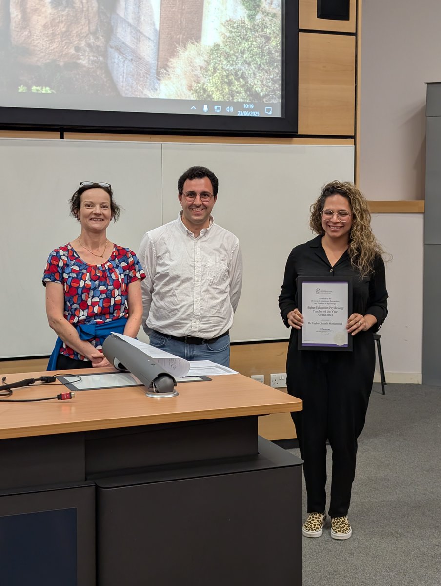 BPS_DARTP's tweet image. One of the particularly special moments from today was celebrating our HEPTOTY and PEPTOTY winners who were presented their prizes in the opening session - well done again Zayba Ghazali-Mohammed and Harriet Ennis #dartp2025