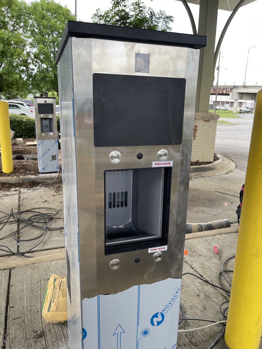 CentralALWater's tweet image. Work is almost complete on upgrades to the drive-thru at our Customer Service Center! Contractors are installing three new air-tube remote delivery stations. Those using the drive-thru will notice better performance and improved reliability. #birminghamwaterworks #bww