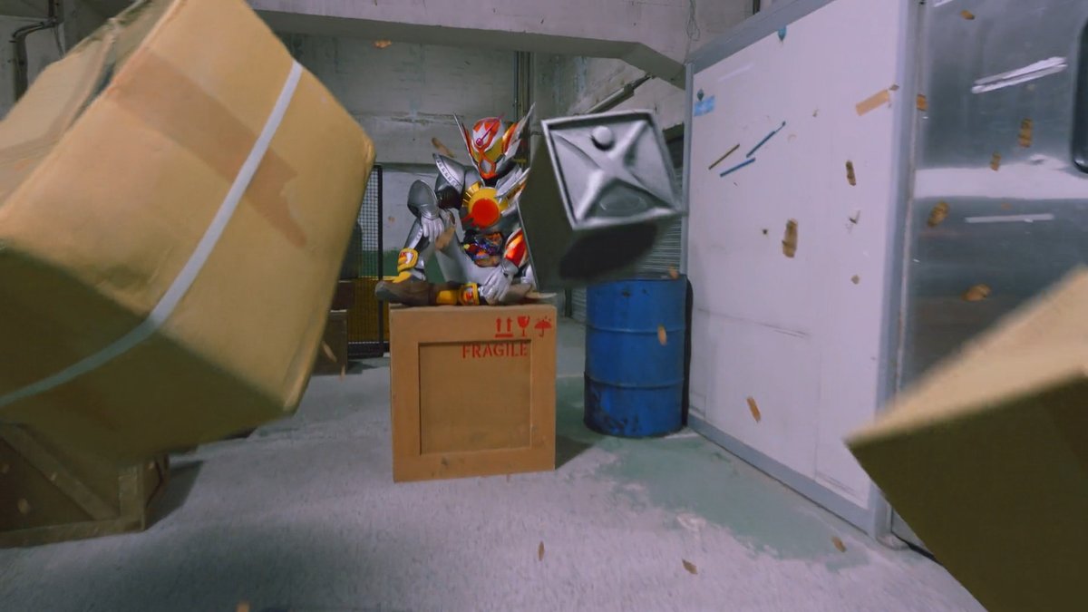 linkington's tweet photo. He's back. Rakia, the GOAT. The fucking coolest tertiary Rider ever. #KamenRiderGavv https://t.co/VUCKlOPJzd