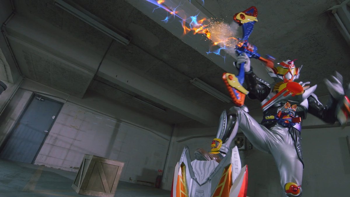 linkington's tweet photo. He's back. Rakia, the GOAT. The fucking coolest tertiary Rider ever. #KamenRiderGavv https://t.co/VUCKlOPJzd
