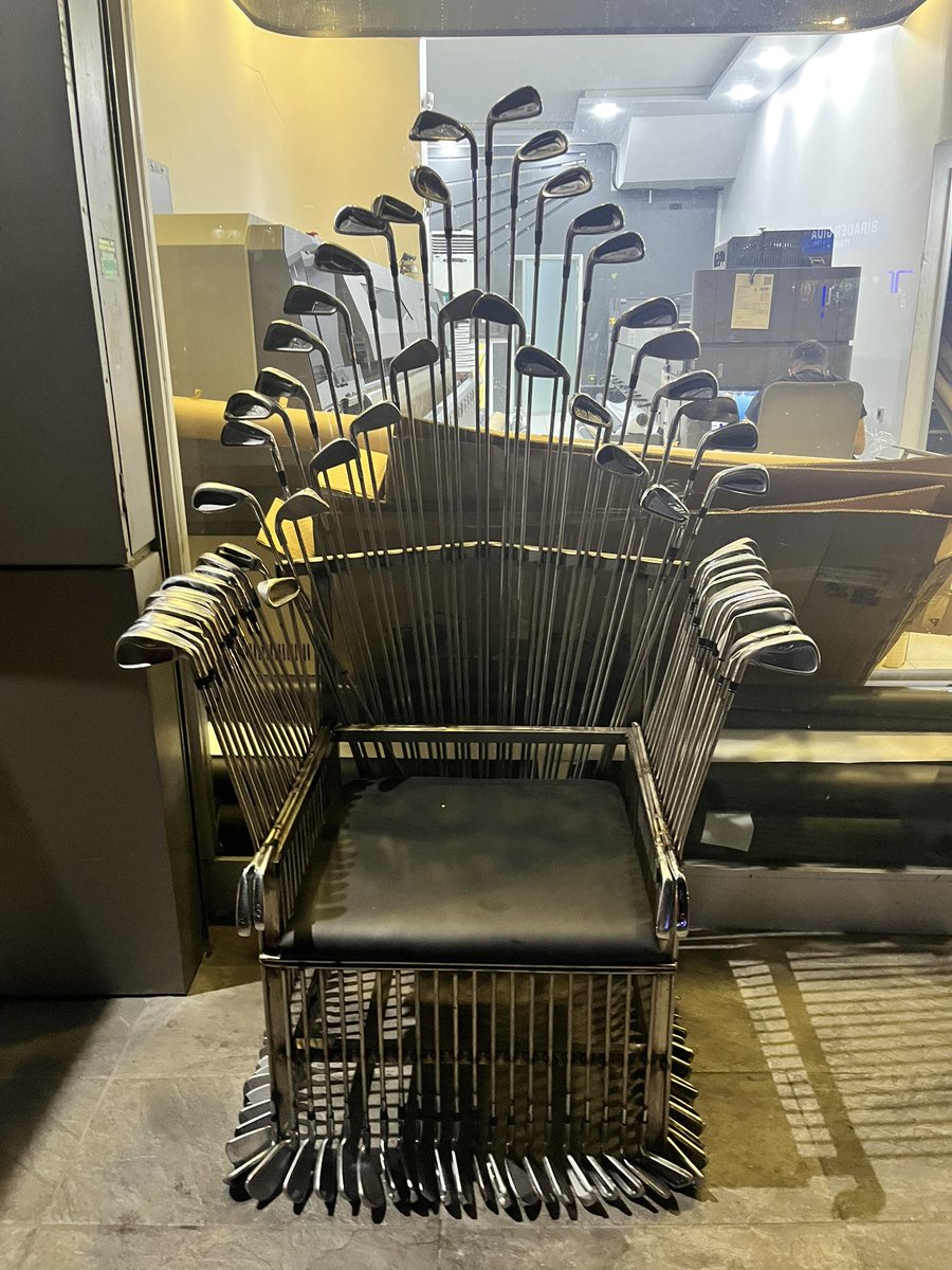 Mimar selim beyin game of thrones hayranı golfçü izleyicisine yaptığı koltuk