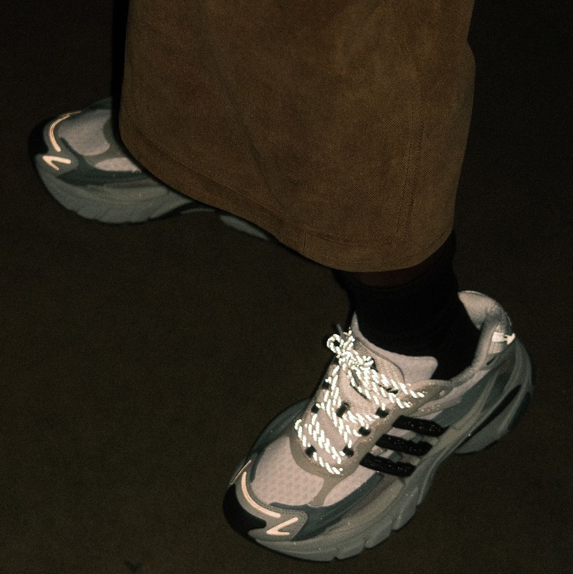KicksFinder's tweet photo. Pusha T and Malice of the Clipse previews a new colorway of the Pharrell Williams x adidas Adistar Jellyfish 🪼

📸 IG: malice; kingpush https://t.co/9EQLIZPRV1
