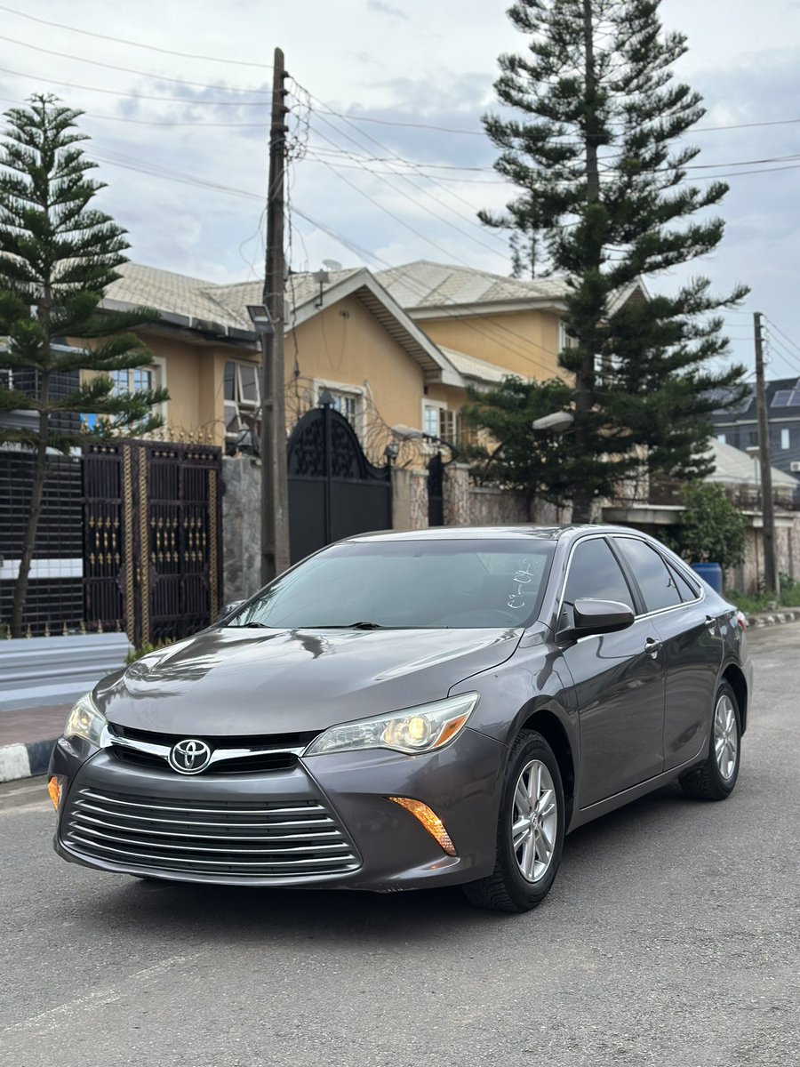 #CarPlug tweet media