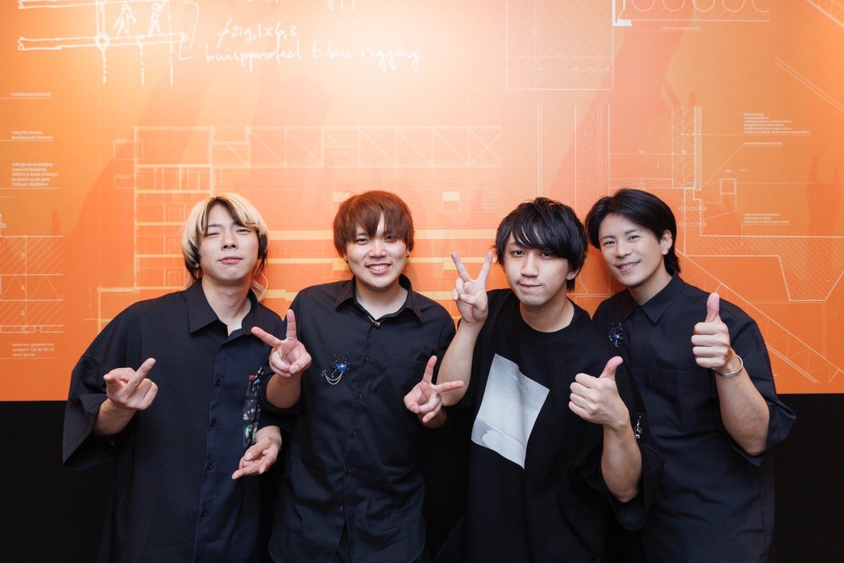 kumakitirou's tweet image. Ado WORLD TOUR 2025 “Hibana”
Amsterdam Ziggo Dome
熱気と盛り上がりが凄くて、とっても気持ちよく演奏できました。
最高でした!!また来たい!!!!
Photo by @vizkage