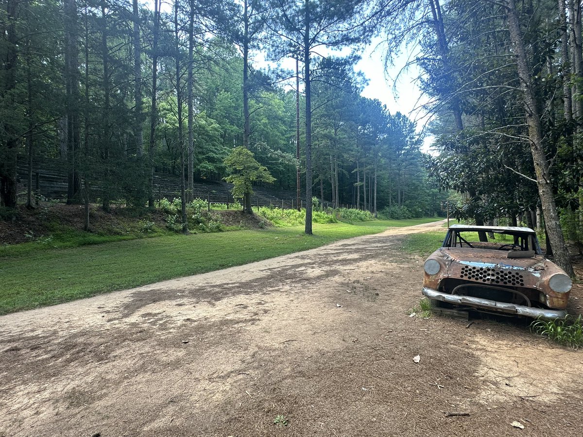 Made a little detour on the way back to the house. 

So cool seeing this place and just imagining what took place here many years ago.

📍Historic Occoneechee Speedway