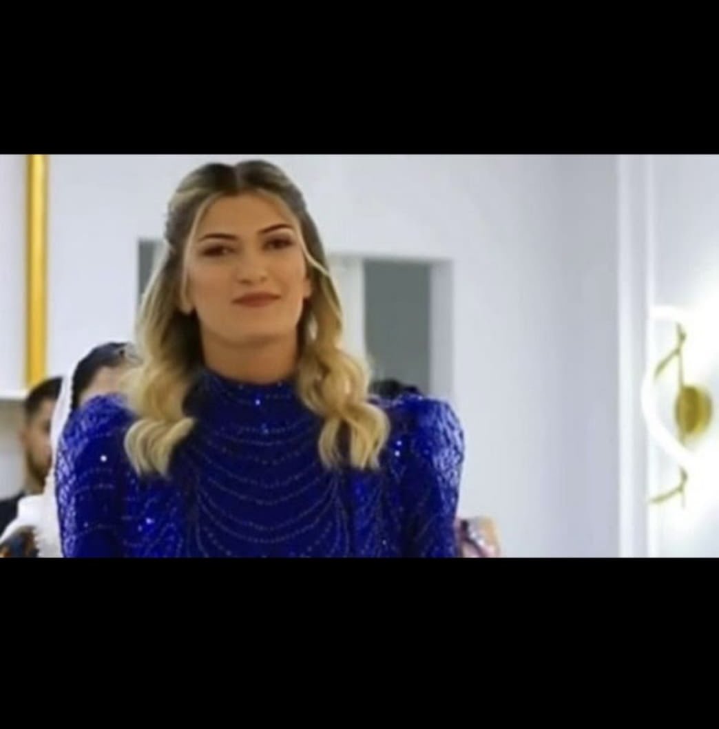 Erkek şiddeti bir kadını daha hayattan kopardı. Şırnak’ın Silopi ilçesinde  lokantada çalışan Gülizar Yıldız, aynı yerde çalışan bir erkek tarafından bıçaklanarak katledildi. 
#kadinkatliamlarinidurdurun
#kadincinayetleripolitiktir
#erkekadaletdegilgercekadalet