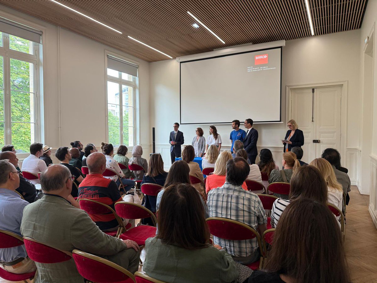 mairiedu16's tweet photo. Un grand merci à tous ceux qui ont fait du 1er Salon des Entrepreneurs du XVIe initiative de @FranckAlem un vrai succès !
Conférences, échanges, conseils : l’entrepreneuriat était à l’honneur.
🙏@FranceTravail @AF_Conseils, @Coopaname, Réseau Business Paris 16, Les Entrepreneuses du 16e, merci pour vos partages.