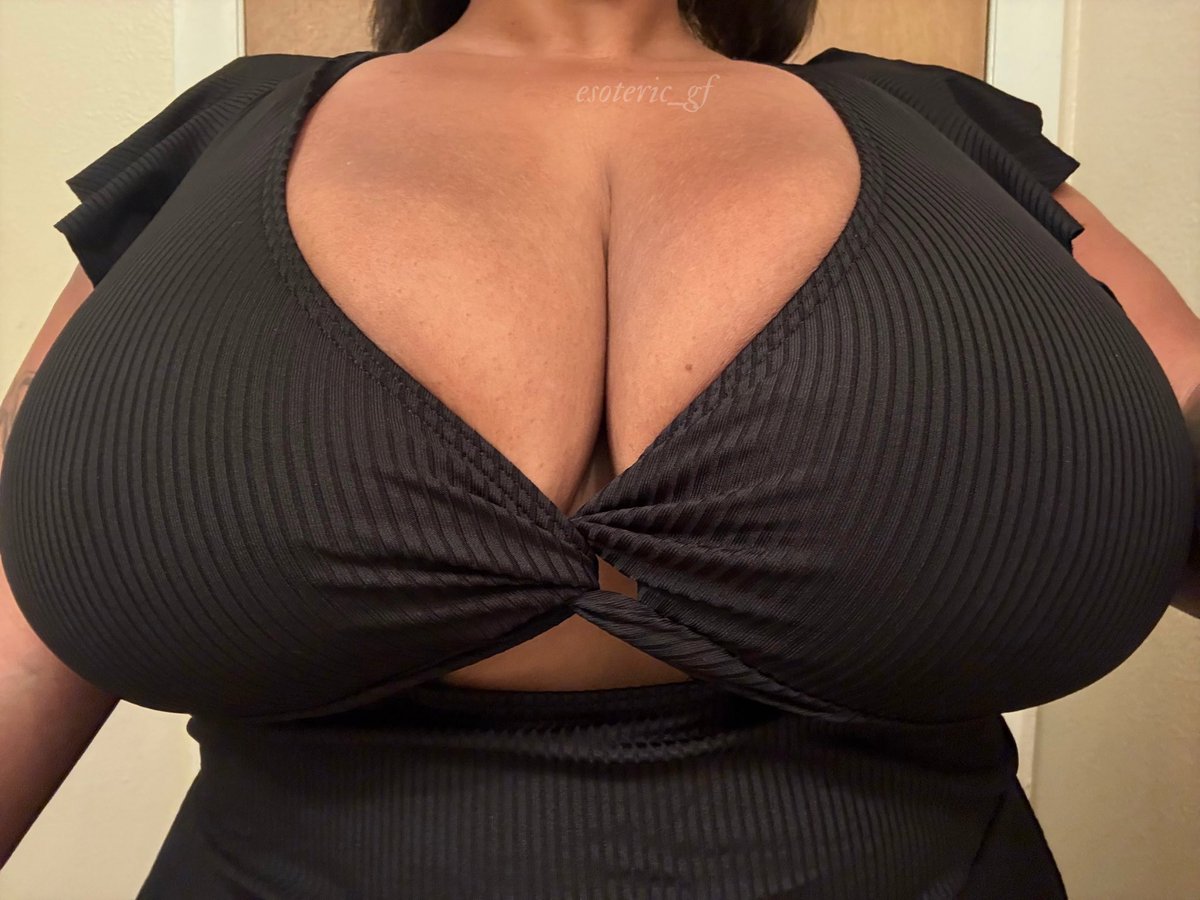 they’re almost too big to fit into the frame, i even zoomed out here.