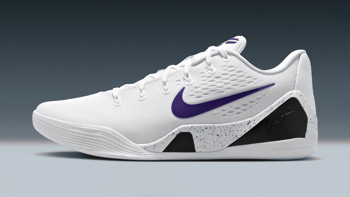 JustFreshKicks's tweet photo. OFFICIAL LOOK: Nike Kobe 9 Elite Low “Team Bank” Collection 🐍

🗓️ Fall 2025 https://t.co/9G4J0Vlqg5