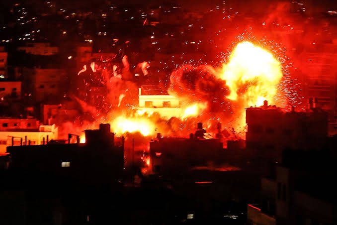 A ceasefire for Iran🇮🇷 and Israel🇮🇱
but not for Palestine🇵🇸
That’s not peace. That’s politics.

Do you agree ❔