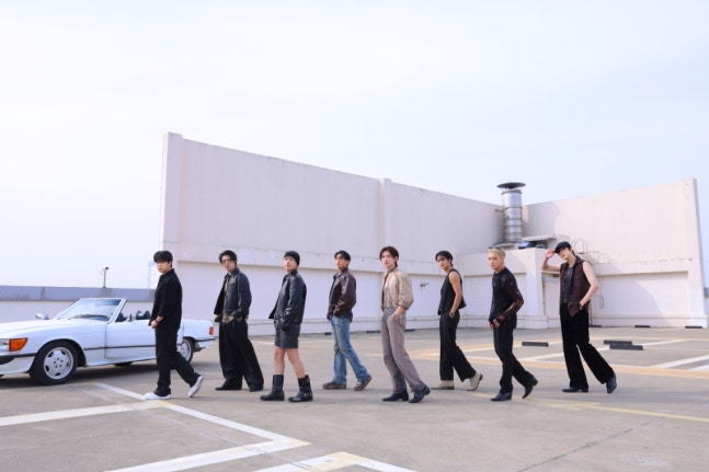 Kpop_Herald's tweet photo. 🍋@ATEEZofficial’s “Lemon Drop” has debuted at No. 69 on the Billboard Hot 100 chart (dated June 28), marking the group’s first-ever entry. #ATEEZ is now the third K-pop boy group to land on the Hot 100. Congrats! 👏👏👏
#ATEEZ #에이티즈 #GOLDENHOUR #GOLDENHOUR_Part3 #LemonDrop https://t.co/zPoKUFD25Y