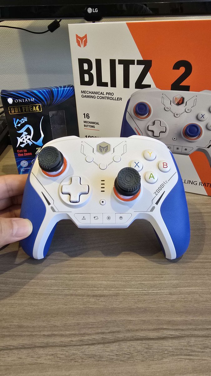 皆さん、「BIGBIG WON BLITZ2」というコントローラーをご存じですか