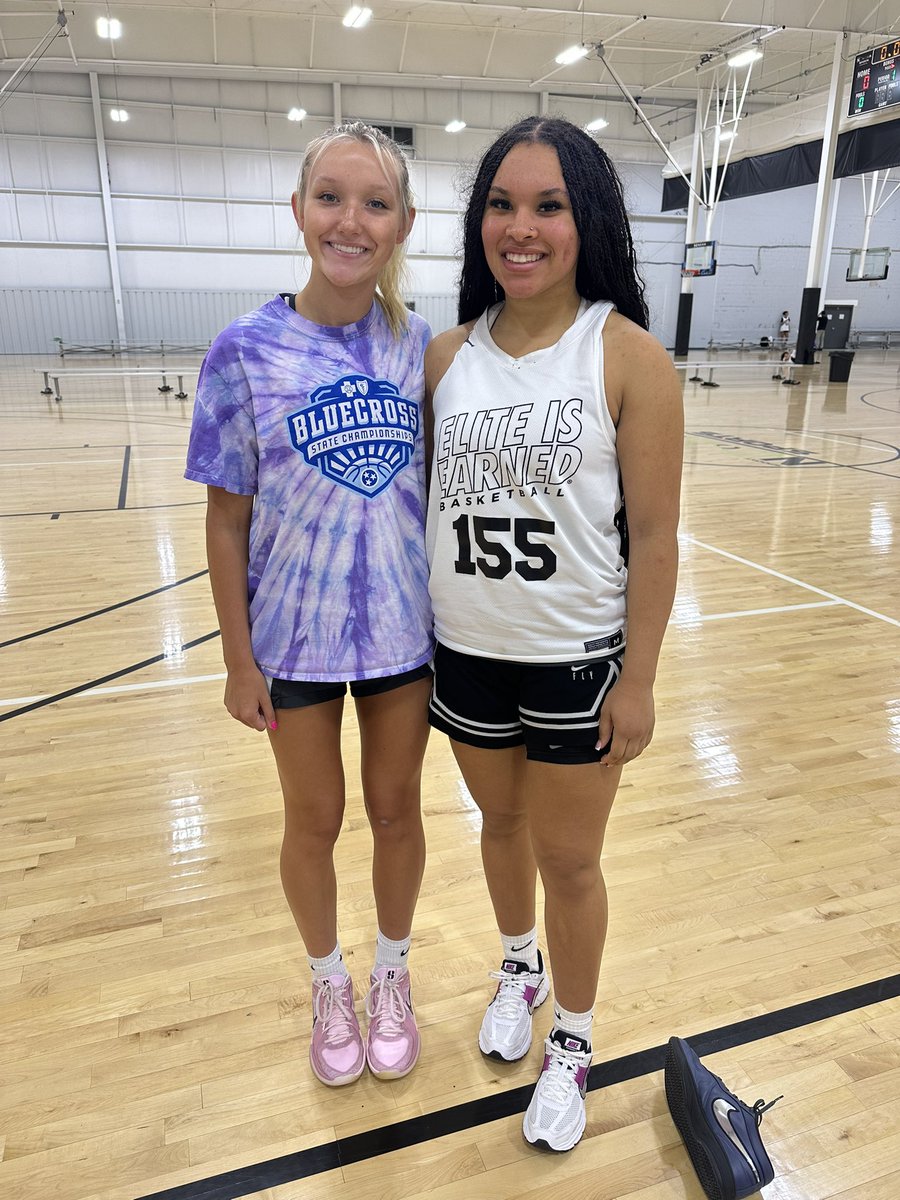 Skylar Walden (@skylarwalden14) on Twitter photo Great day 1 at P&P! Looking forward to tomorrow and I got to see <a href="/natalyahodge2/">WorldWideNatalya</a> !!! Love getting to compete against some of the best 27s in the country! Great day 1 at P&P! Looking forward to tomorrow and I got to see <a href="/natalyahodge2/">WorldWideNatalya</a> !!! Love getting to compete against some of the best 27s in the country!