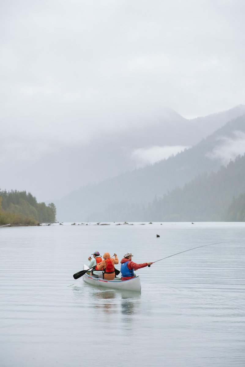 A few ways to enjoy time at Baker Lake:
🎣Casting a line
🥾Going for a hike
🏔️Soaking up views of Mount Baker

#StateOfWaTourism #WaState #WashingtonState