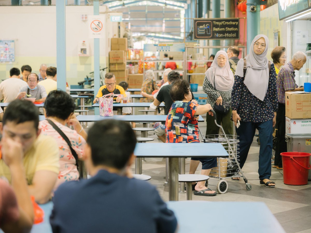 ホーカーで朝ごはんを食べてると、人生のペースがちょっとゆっくりになる🍜🌄