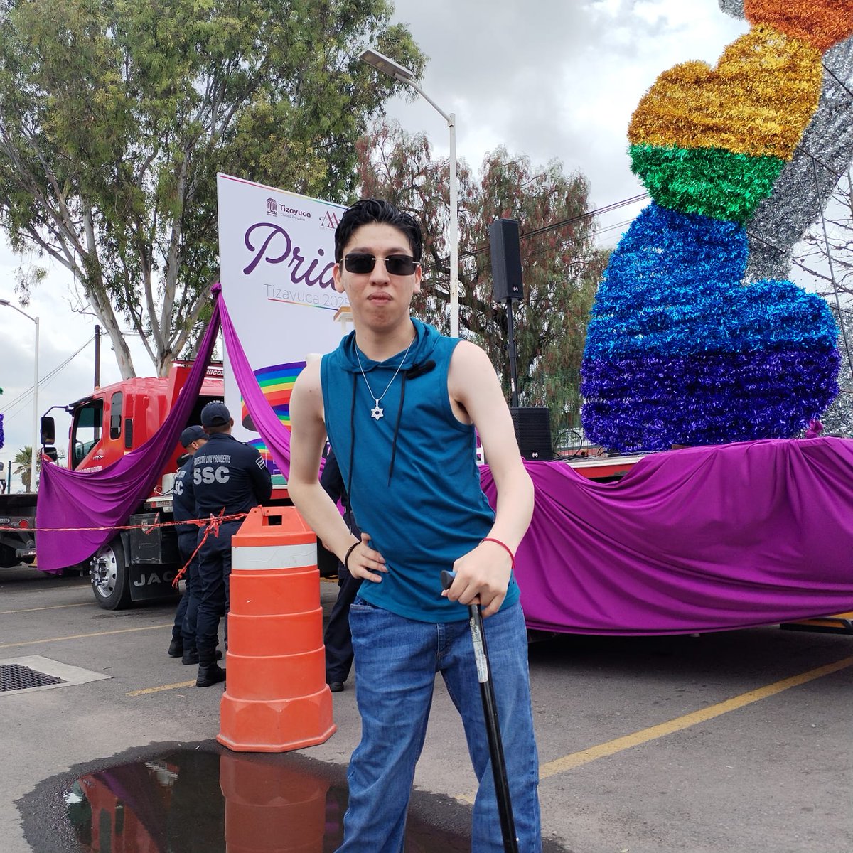 PersonalLife910's tweet photo. 🌈 El Orgullo de Tizayuca 2025 fue puro fuego y amor.
Marchar, gritar, bailar, ser.
Gracias a cada persona visible, libre y valiente.
Ser orgullo también es resistir. 💖🏳️‍🌈
🫶🏽 Gracias a el Comité de Diversidad por la invitación #ElOrgulloDeTizayuca #Pride2025 #LGBTQMX #Diversidad https://t.co/1AyB68xNRd