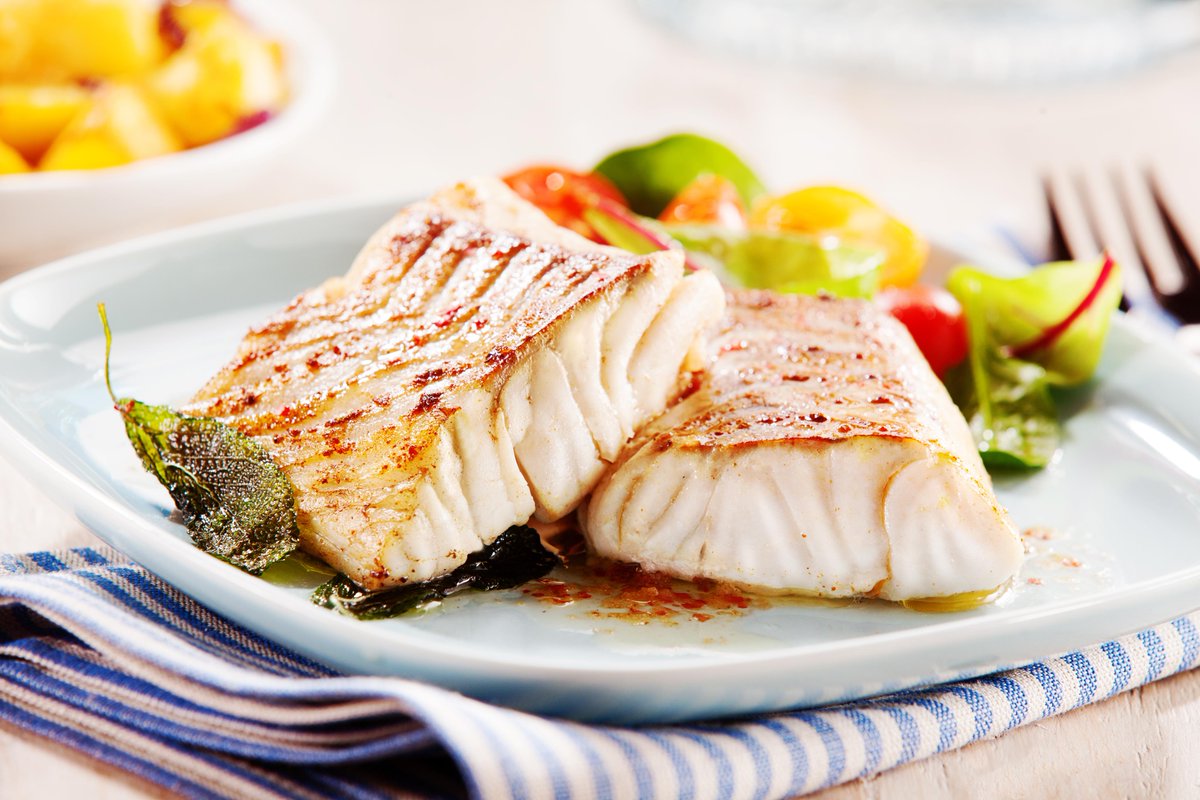 Thinking about a low-carb diet? Cutting carbs may help you lose weight and improve your health, but it's not one-size-fits-all. A low-carb diet focuses on protein, healthy fats and nonstarchy vegetables, while limiting grains and sweets.

Learn more: mayocl.in/3GcKhvy