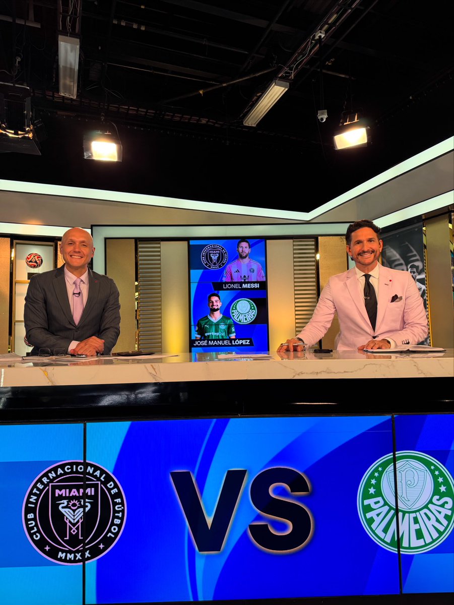 Teledeportes (@teledeportes_10) on Twitter photo ¡No te lo puedes perder! 😍 Juegan Telasco Segovia y Lionel Messi frente al Palmeiras en el #MundialxTeleven. 🌎
📺 Disfruta de este 𝙋𝘼𝙍𝙏𝙄𝘿𝘼𝙕𝙊 a través de la señal de <a href="/Canal_Televen/">Televen</a> con la narración y comentarios de <a href="/CDominguesP/">Carlos Domingues</a> y <a href="/hturinese/">Humberto Turinese</a>, ¡estamos 𝙀𝙉 𝙑𝙄𝙑𝙊! 🚀 ¡No te lo puedes perder! 😍 Juegan Telasco Segovia y Lionel Messi frente al Palmeiras en el #MundialxTeleven. 🌎
📺 Disfruta de este 𝙋𝘼𝙍𝙏𝙄𝘿𝘼𝙕𝙊 a través de la señal de <a href="/Canal_Televen/">Televen</a> con la narración y comentarios de <a href="/CDominguesP/">Carlos Domingues</a> y <a href="/hturinese/">Humberto Turinese</a>, ¡estamos 𝙀𝙉 𝙑𝙄𝙑𝙊! 🚀