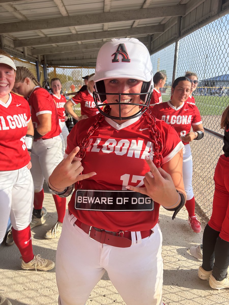 AlgonaBulldog's tweet photo. Bulldogs get a road win against Humboldt 12-4 in 5 innings. This TEAM continues to execute, play with effort, and intensity. Shout out to ⁦@ReaganHayn08⁩ for her 5th HR on year and third in a row! Go Bulldogs! 🥎🥎🥎🥎🥎🥎🥎🥎🥎🥎🥎 https://t.co/ArhYI7ERF7