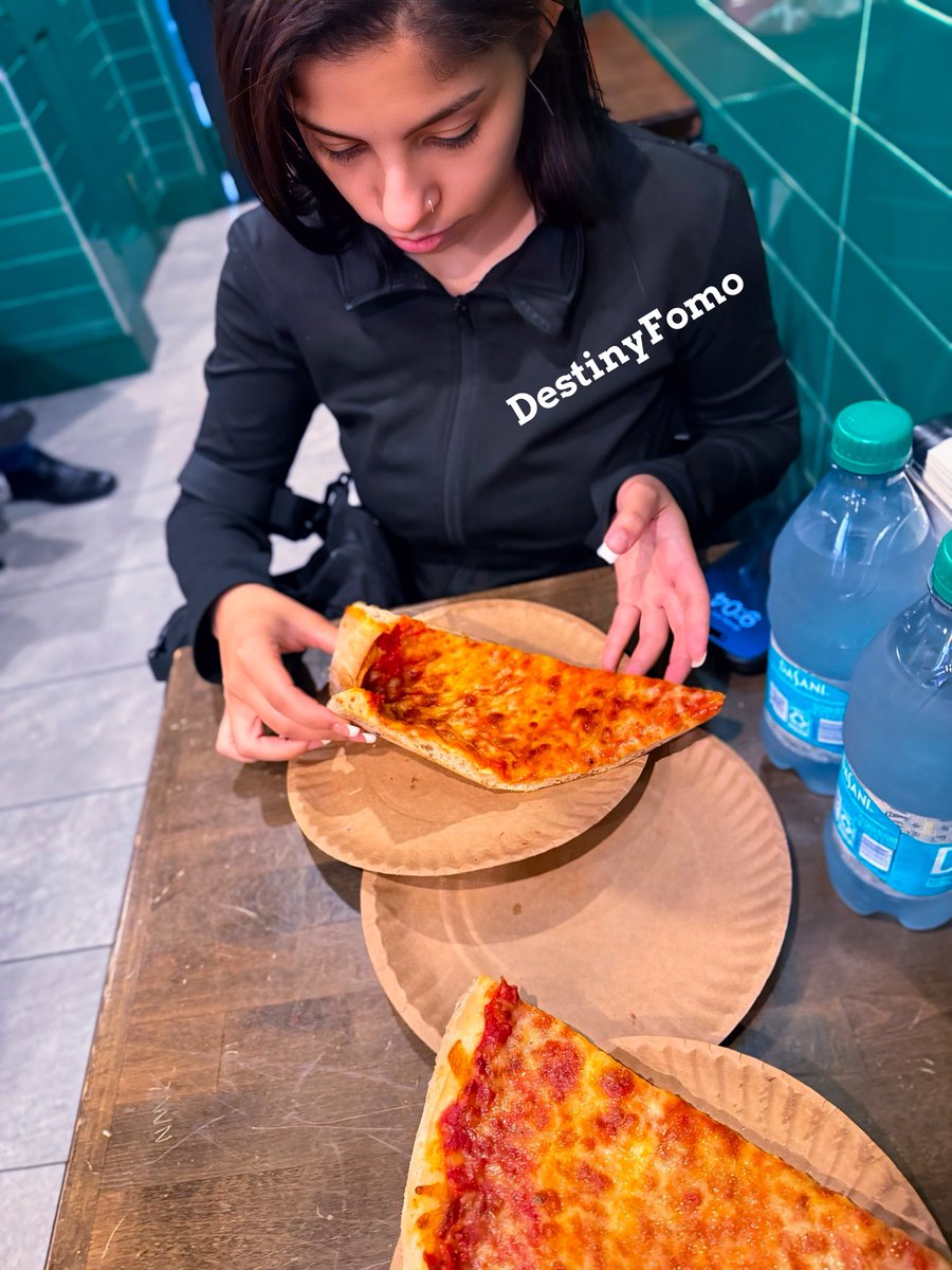 Destiny Fomo tweet media