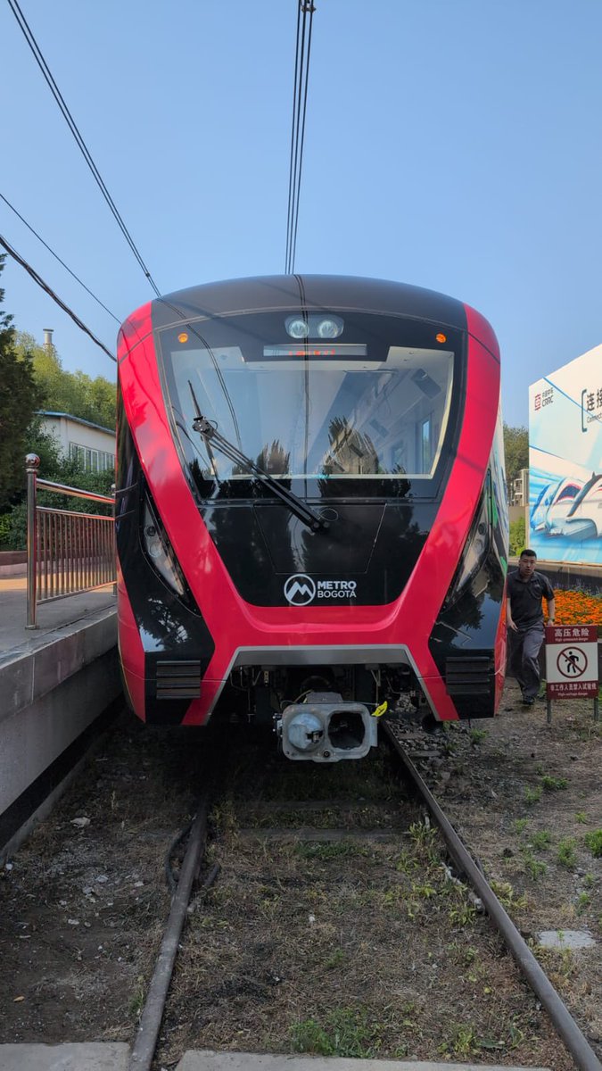 Manoloparis_'s tweet photo. Bogotá tiene metro porque el petrismo no volvio a ganar en Bogotá.

Así de sencillo! https://t.co/WhsF9ZZCb0
