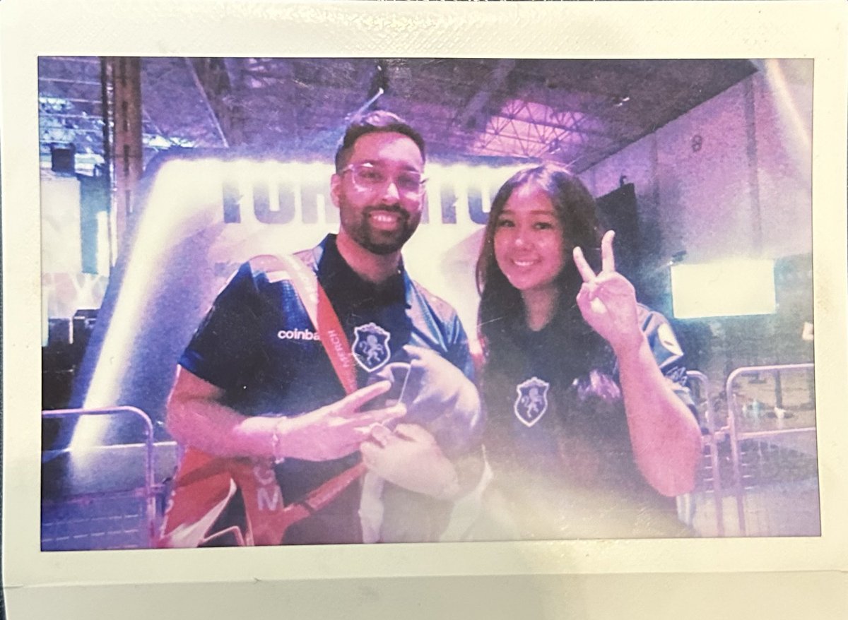karagii (@karagii) on Twitter photo vct masters toronto will be a core memory for me 🥺 grateful to have crossed paths with so many lovely people - such a great event thank you <a href="/coinbase/">Coinbase 🛡️</a> <a href="/LiquidValorant/">Team Liquid VALORANT</a> ! 💙 vct masters toronto will be a core memory for me 🥺 grateful to have crossed paths with so many lovely people - such a great event thank you <a href="/coinbase/">Coinbase 🛡️</a> <a href="/LiquidValorant/">Team Liquid VALORANT</a> ! 💙
