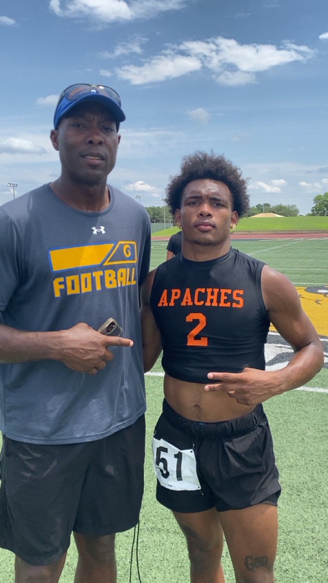david_clack2's tweet image. on may31st I attended the @TLU_Football camp with a lot of divisions there and I showed out and talked to a few coaches d1,d2 d3,juco …@Coach__OMalley @txaiujavelinas @LamarUniversity @LamarUAlumni @FAMUFBRecruit @CoachBlak24 @PlayBookAthlete @One11Recruiting @PrepRedzoneTX