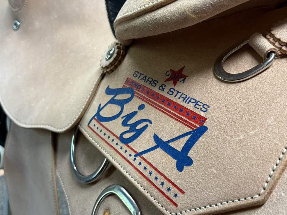 HarrisLeather's tweet photo. 🇺🇸 We’re excited to once again have the opportunity to build some awesome trophy saddles for The Big A Horse Show happening this week and next in Conyers, GA! 🇺🇸

If your show or association needs some head-turning awards, look no further than these one-of-a-kind award saddles! https://t.co/tVq3DgmMgL