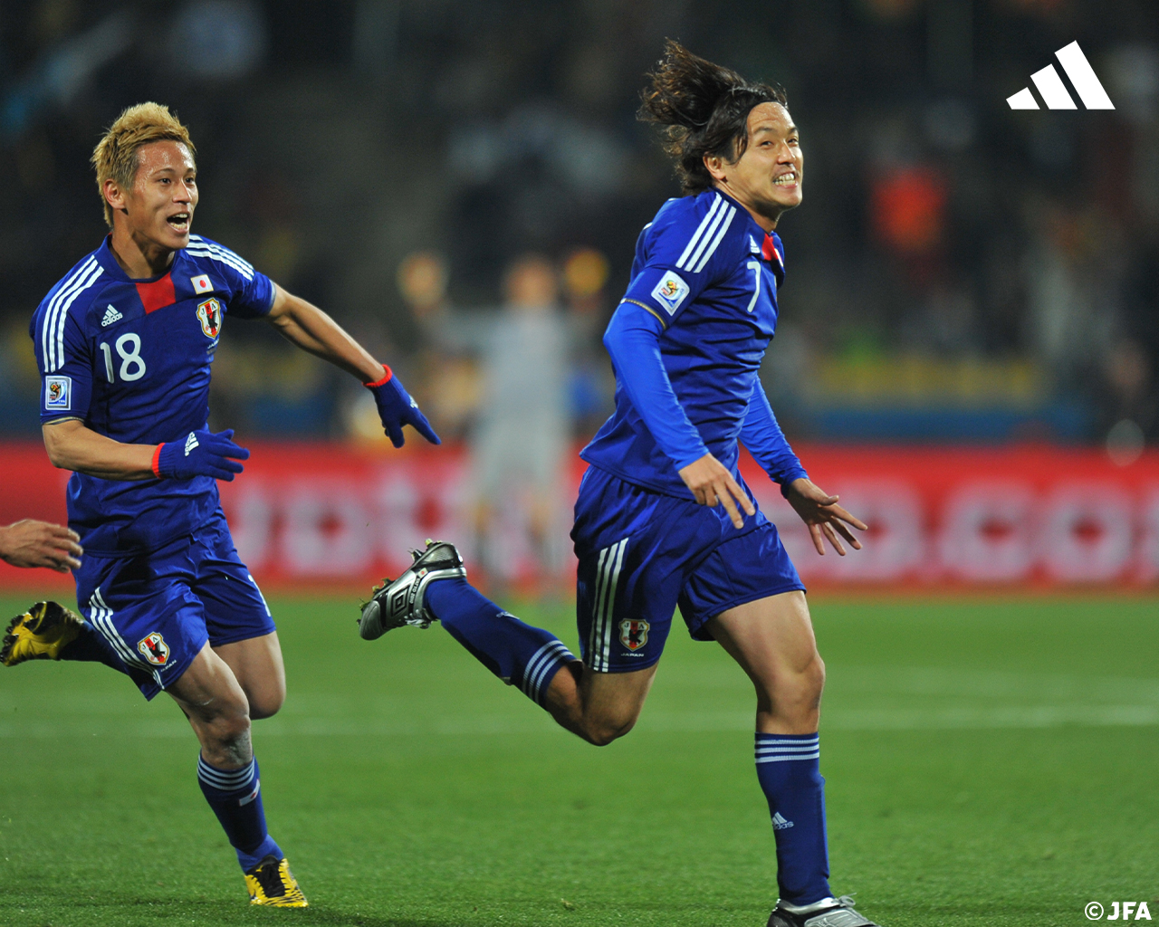 日本代表！W杯 フラッグ！ サッカーW杯日本代表フラッグ - メルカリ