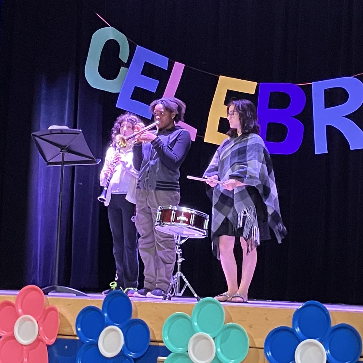 Mme Karen Glynn (she/her) (@madameglynn) on Twitter photo Today we celebrated our Grade 6 students. They did a beautiful job on their performances and were recognized for their hard work during their time <a href="/StTeresasSchoo1/">St. Teresa's School</a> .
#BetterTogether Today we celebrated our Grade 6 students. They did a beautiful job on their performances and were recognized for their hard work during their time <a href="/StTeresasSchoo1/">St. Teresa's School</a> .
#BetterTogether
