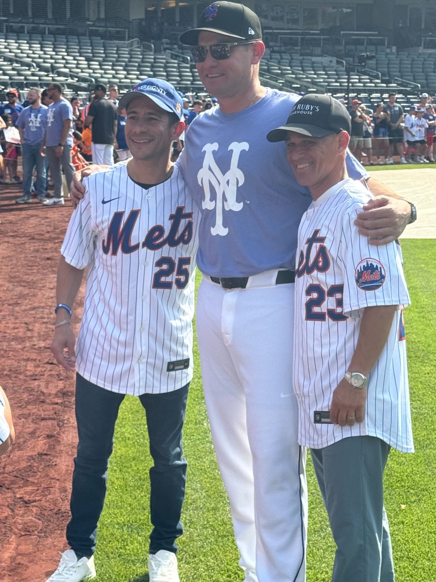 Kentucky Derby Winners Junior Alvarado and Javier Castellano are at Citi Field!