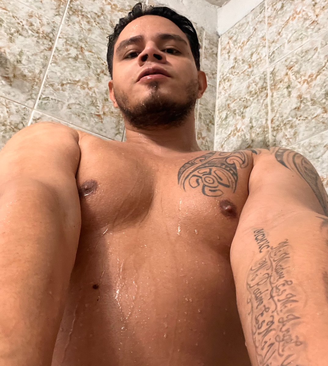 pipegilyepes's tweet photo. . Ven,  https://t.co/PL2Q42zmFW déjame verte, déjame conocerte, déjame aspirar a poseerte y tenerte para mí😈🔥🔥 https://t.co/OII8FKnQML