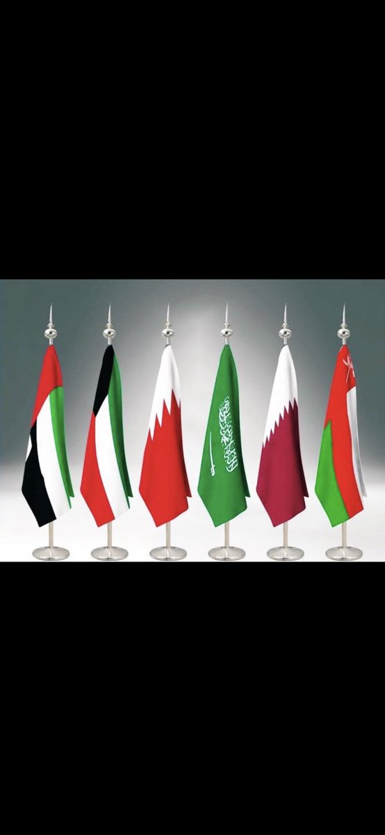 اللهم أحفظ قطر وأهلها من كل سوء . اللهم أحفظ الخليج وأهله من كل سوء . اللهم عليك باليهود وأذرعتهم وأذنابهم ومطاياهم.