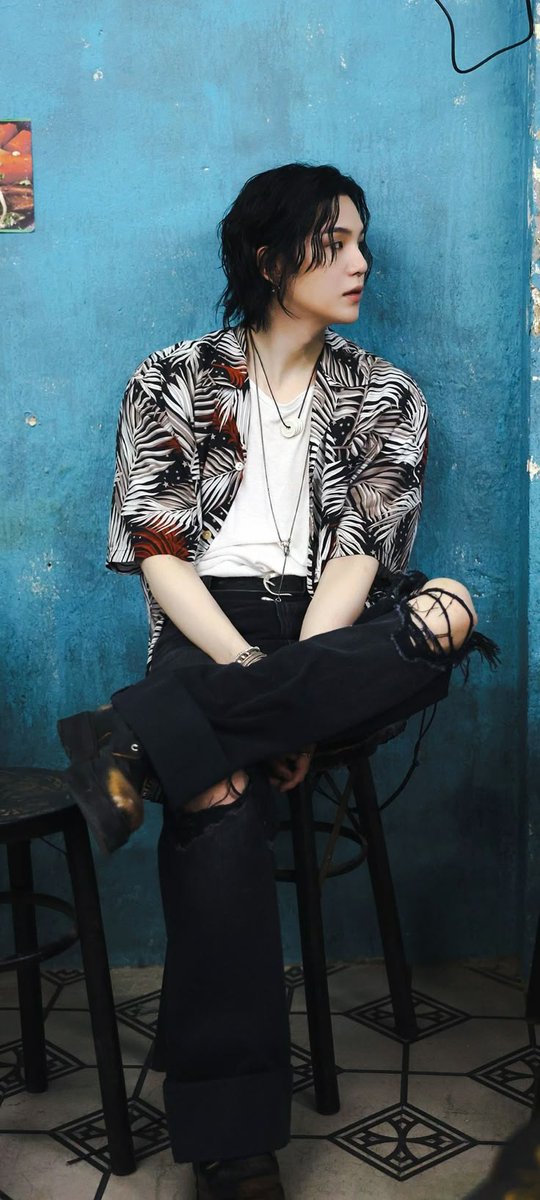 suryon12091994's tweet photo. Goodnight ๐๏ธ
#suga #yoongiisback @bts https://t.co/en2O4qkgXc