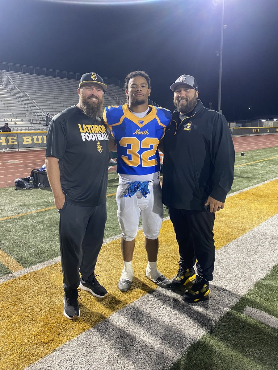 LHSSpartansFB's tweet image. Way to represent, Sean! 🏈⭐️ We’re proud of you!
#lathropfootball #LHS #spartannation #spartanstrong #blackandgold #footballfam #lionsallstargame #seanteu