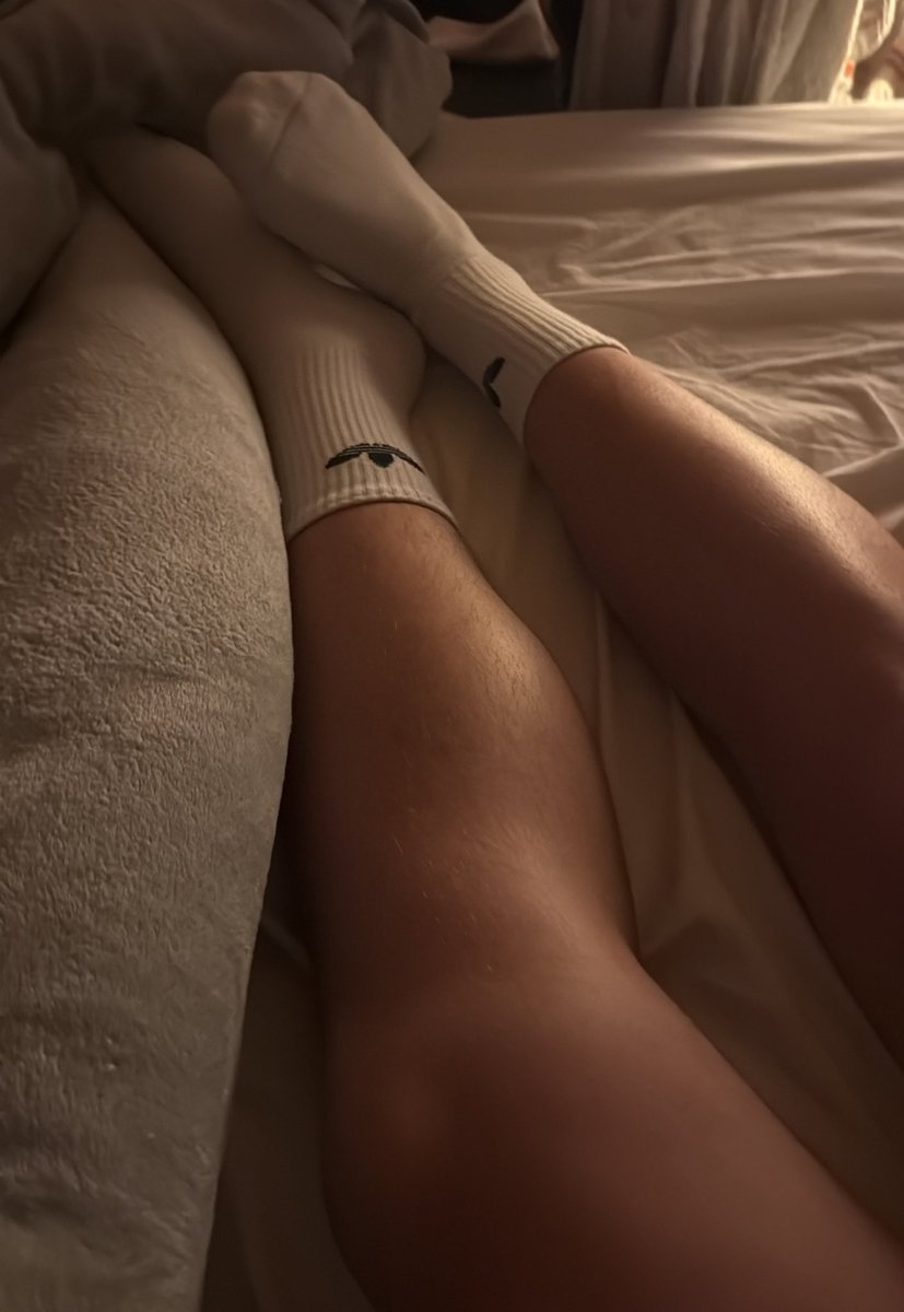 und bei euch so? 😽 #gay #horny #socks #gaysocks #adidas
